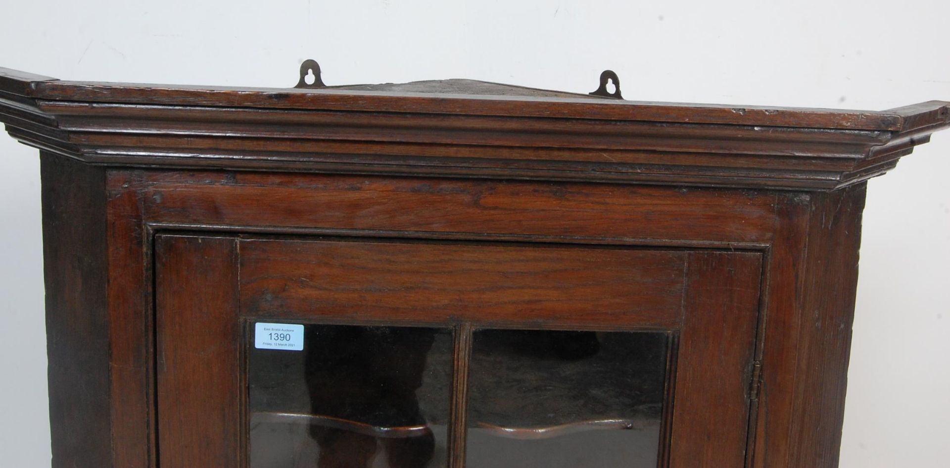 GEORGE III 19TH CENTURY GLAZED OAK CORNER CUPBOARD - Bild 4 aus 8