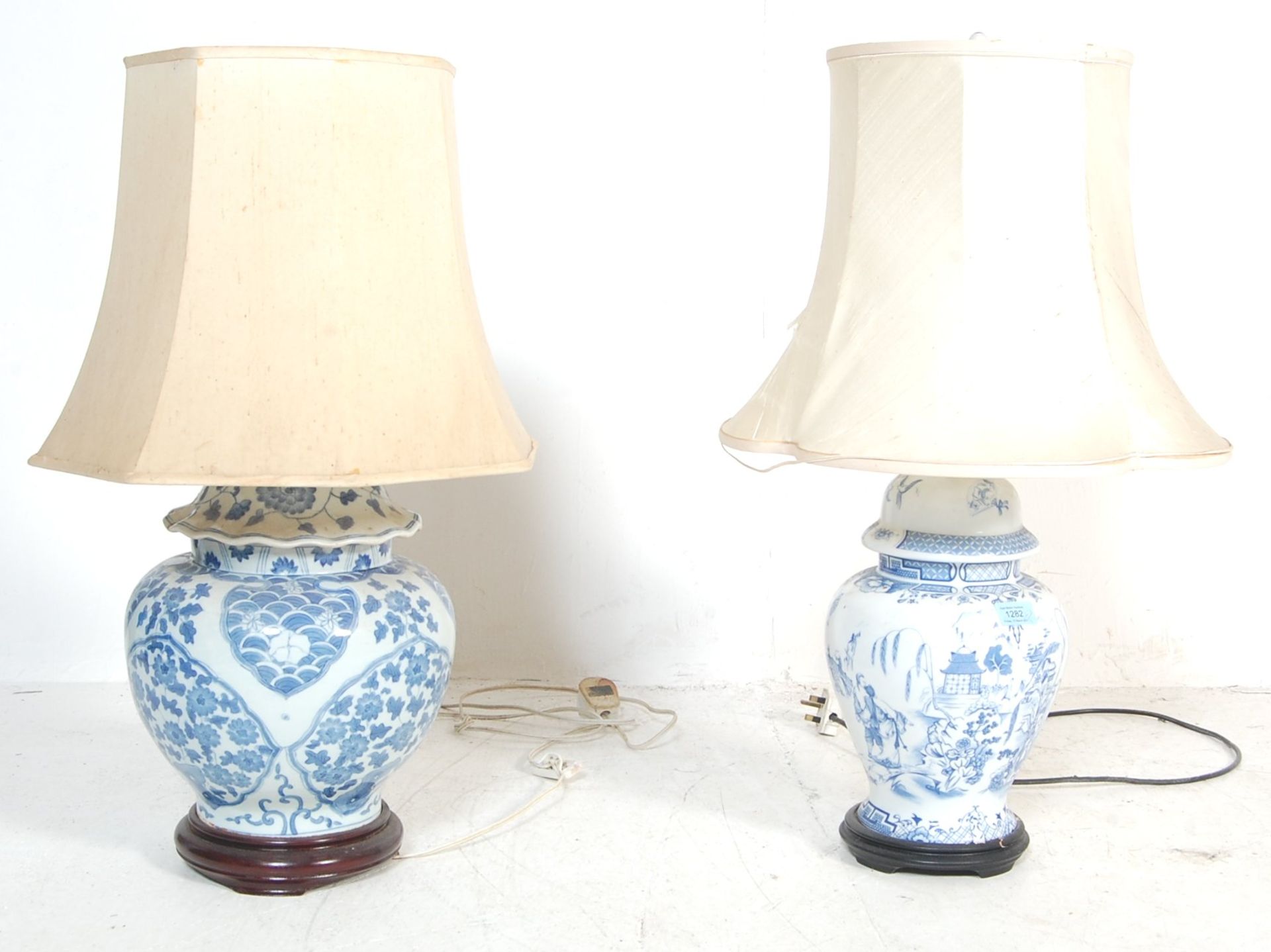 2 VINTAGE MID 20TH CENTURY CHINESE BLUE & WHITE LAMPS