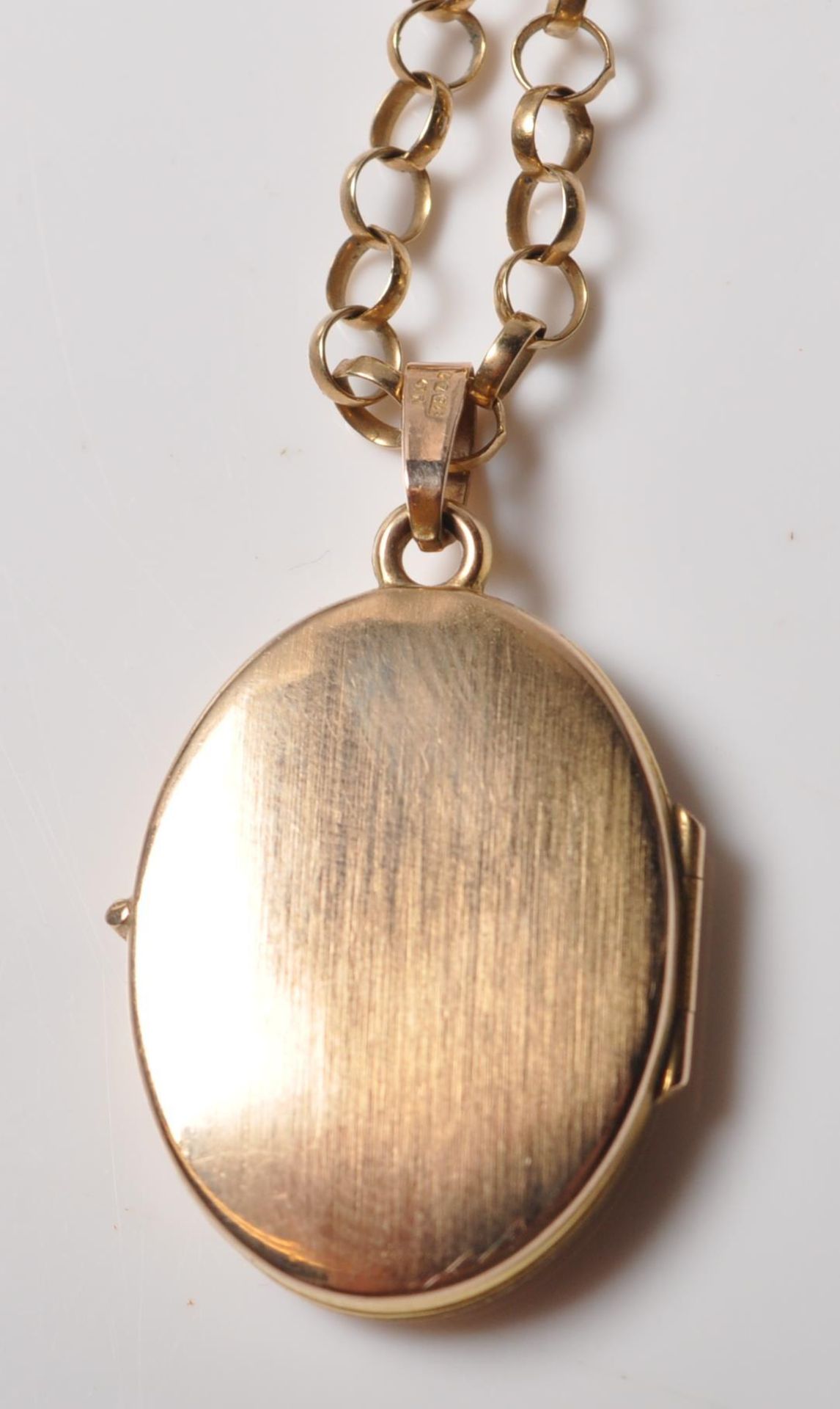 9CT GOLD LOCKET PENDANT NECKLACE - Bild 3 aus 8