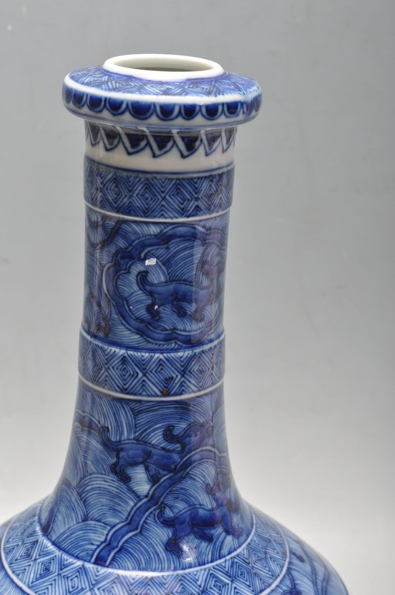 ANTIQUE CHINESE KANXI GARLIC MOUTH VASE - Bild 2 aus 10