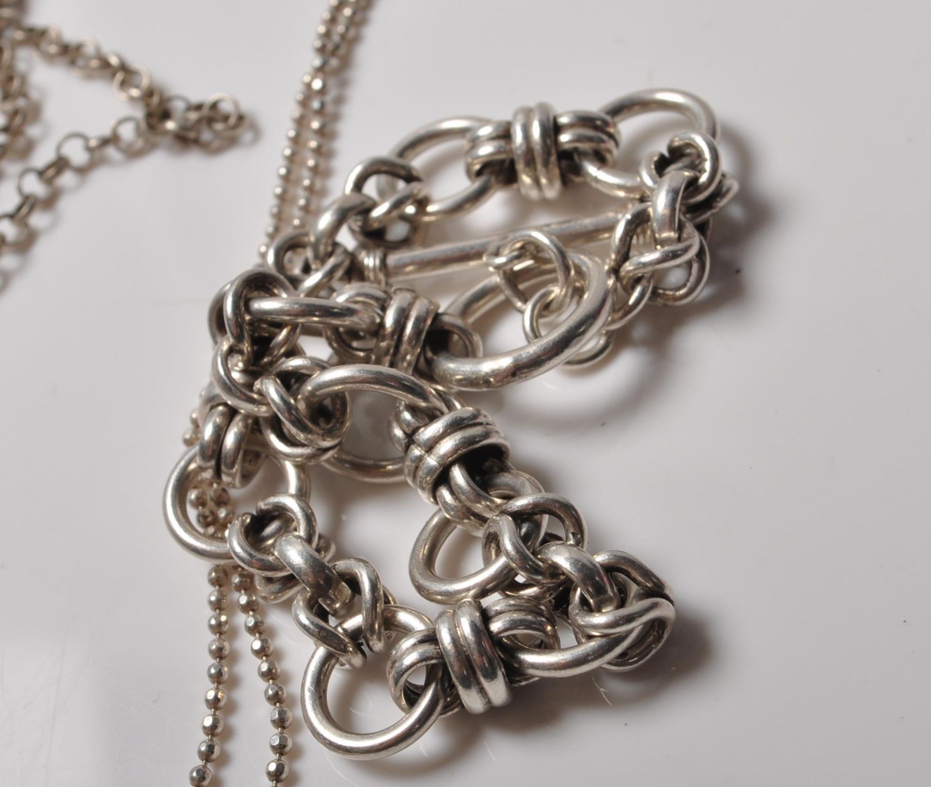 GROUP OF SILVER NECKLACE AND BRACELET CHAIN - Bild 7 aus 7