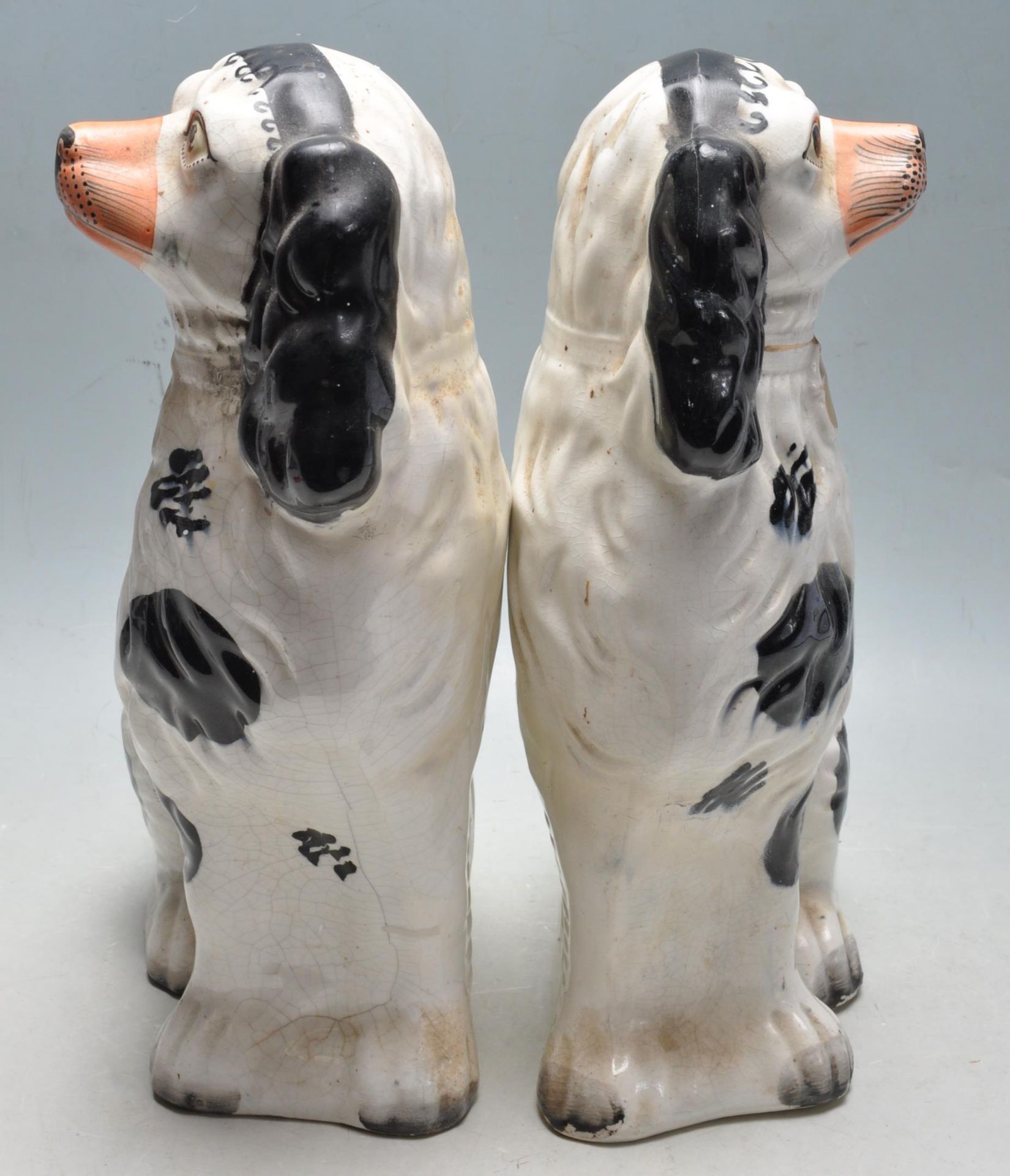 EARLY 19TH CENTURY STAFFORDSHIRE POTTERY DOGS - Bild 6 aus 8
