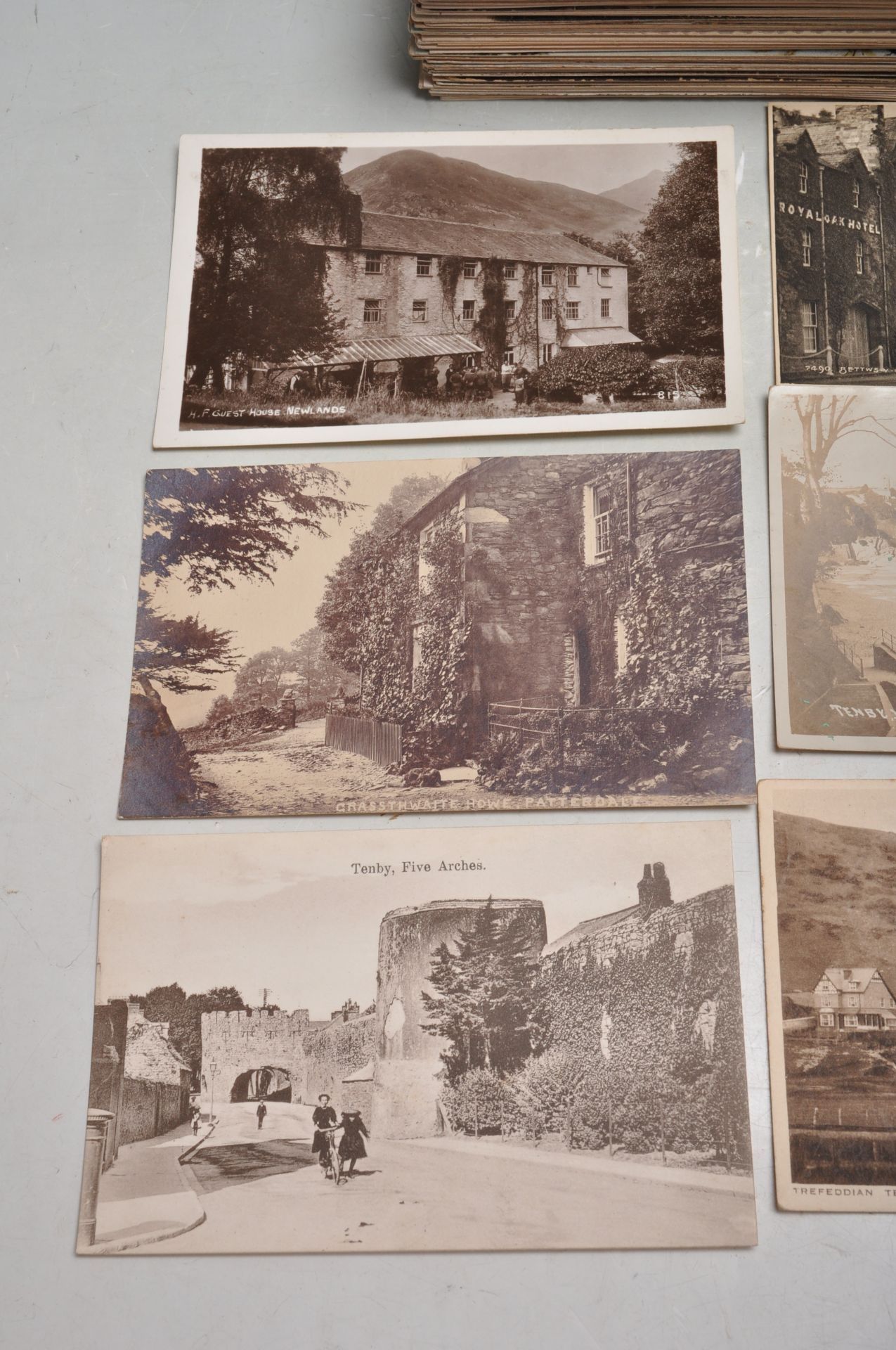 LARGE COLLECTION OF OLD BRITISH PICTURE POSTCARDS - Bild 10 aus 27