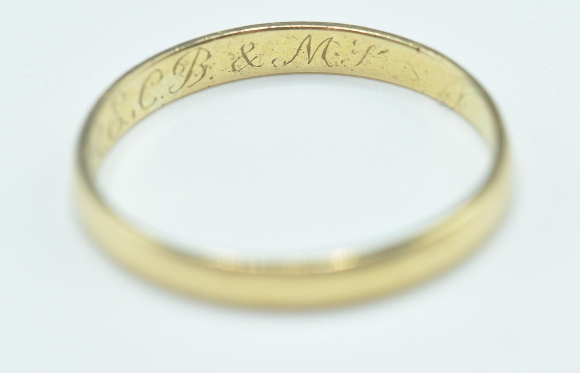 ANTIQUE 18CT GOLD WEDDING BAND RING