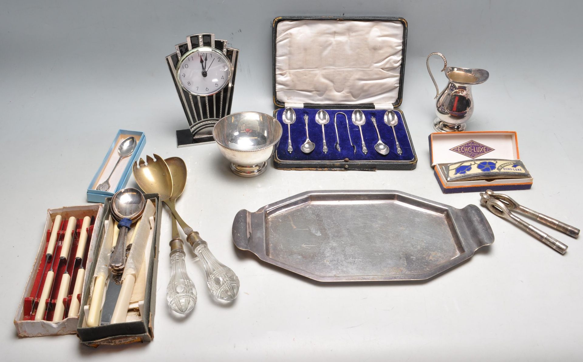 COLLECTION OF VINTAGE RETRO SILVER PLATED TABLE WARE