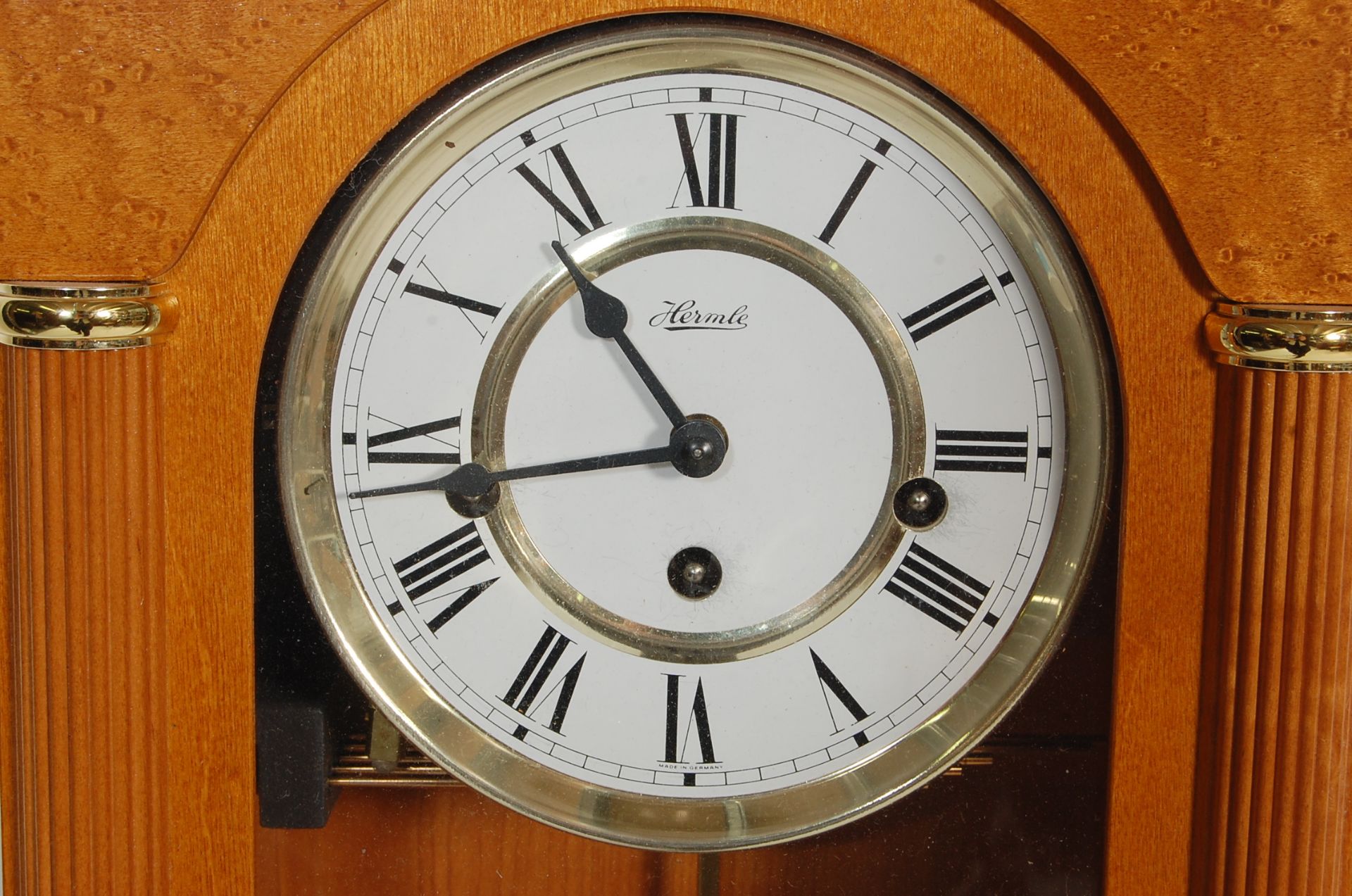 VIENNA STYLE BURR WALNUT WALL CLOCK BY HERMLE - Image 2 of 4