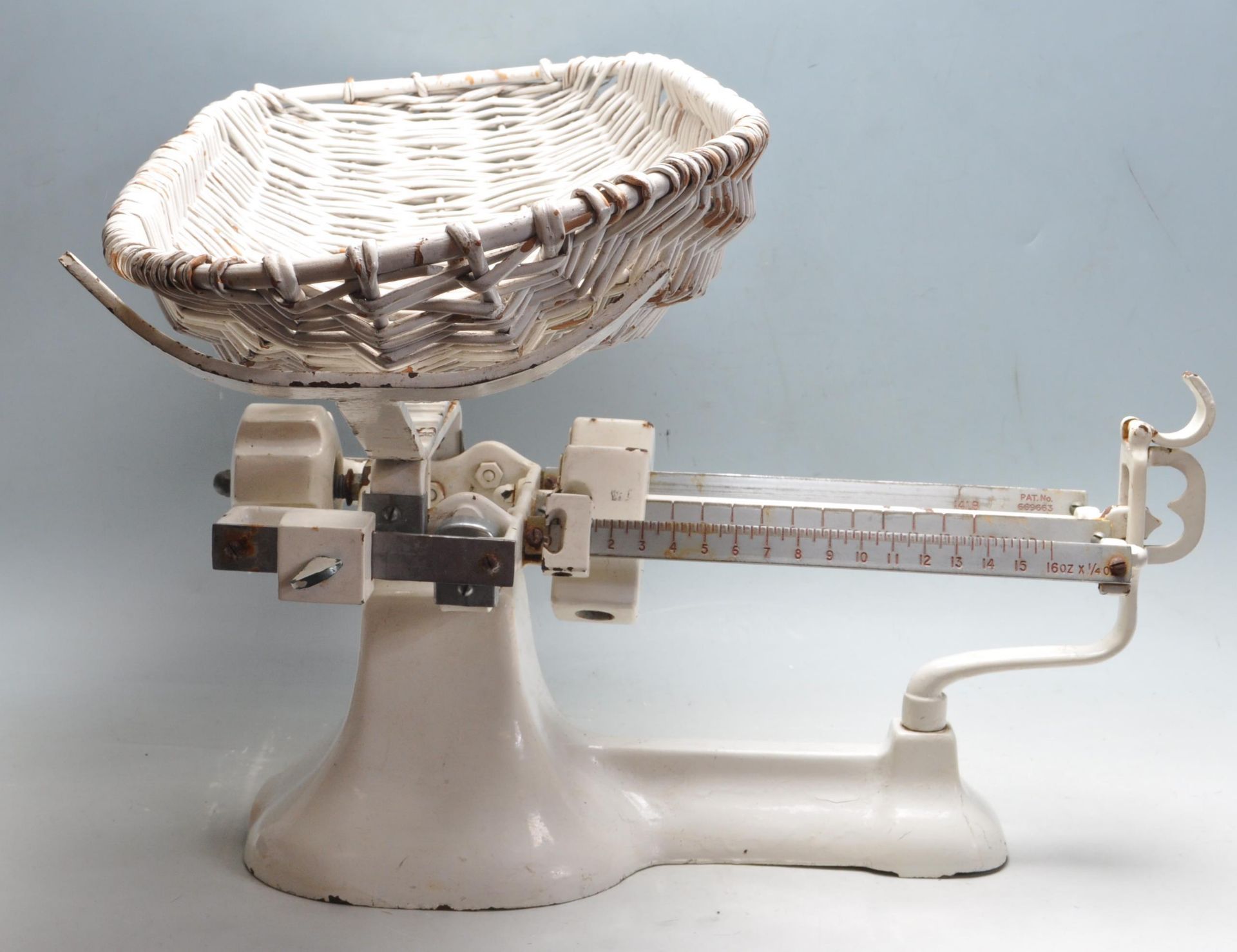 MID CENTURY WHITE ENAMEL MIDWIFE SCALE / BALANCE