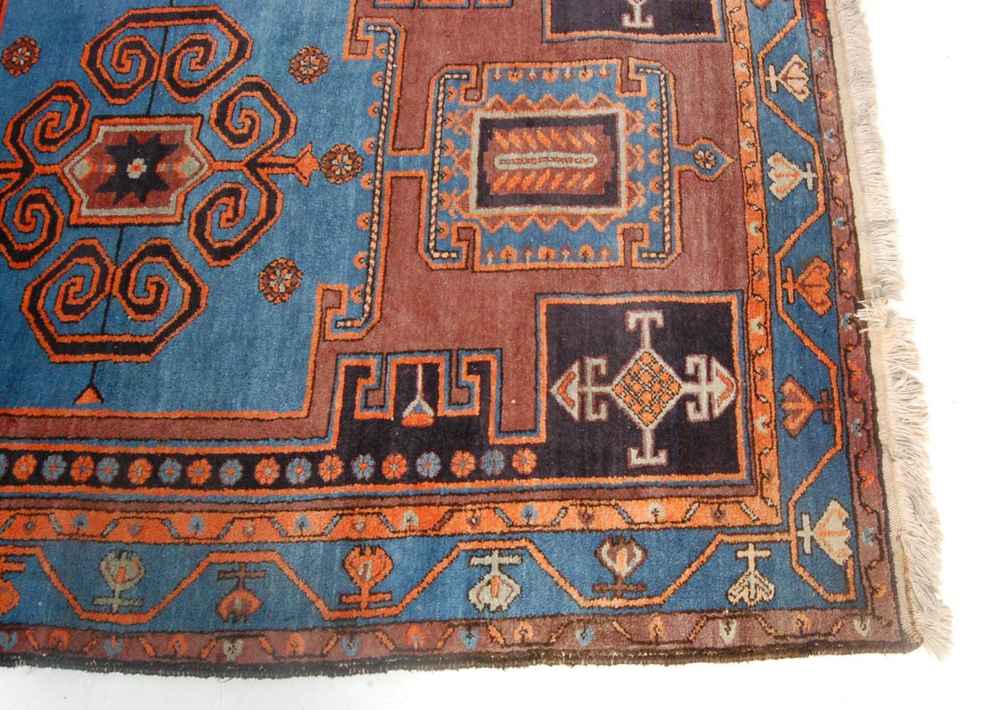 20TH CENTURY NORTHWEST PERSIAN MALAYER RUG - Bild 3 aus 8