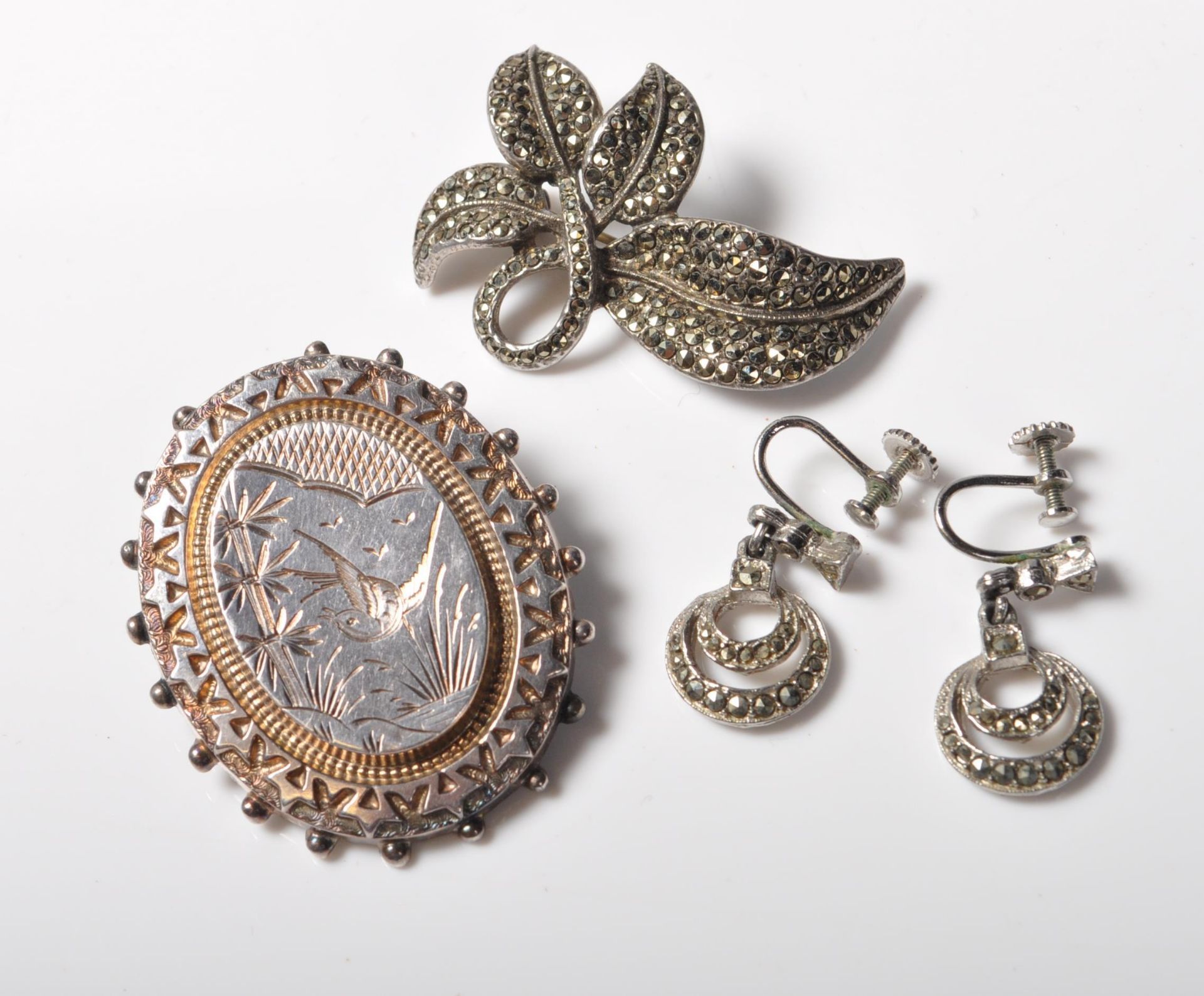 VICTORIAN 19TH CENTURY WHITE METAL BROOCH & OTHER