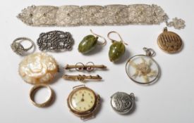 COLLECTION OF VINTAGE MID 20TH CENTURY JEWELLERY