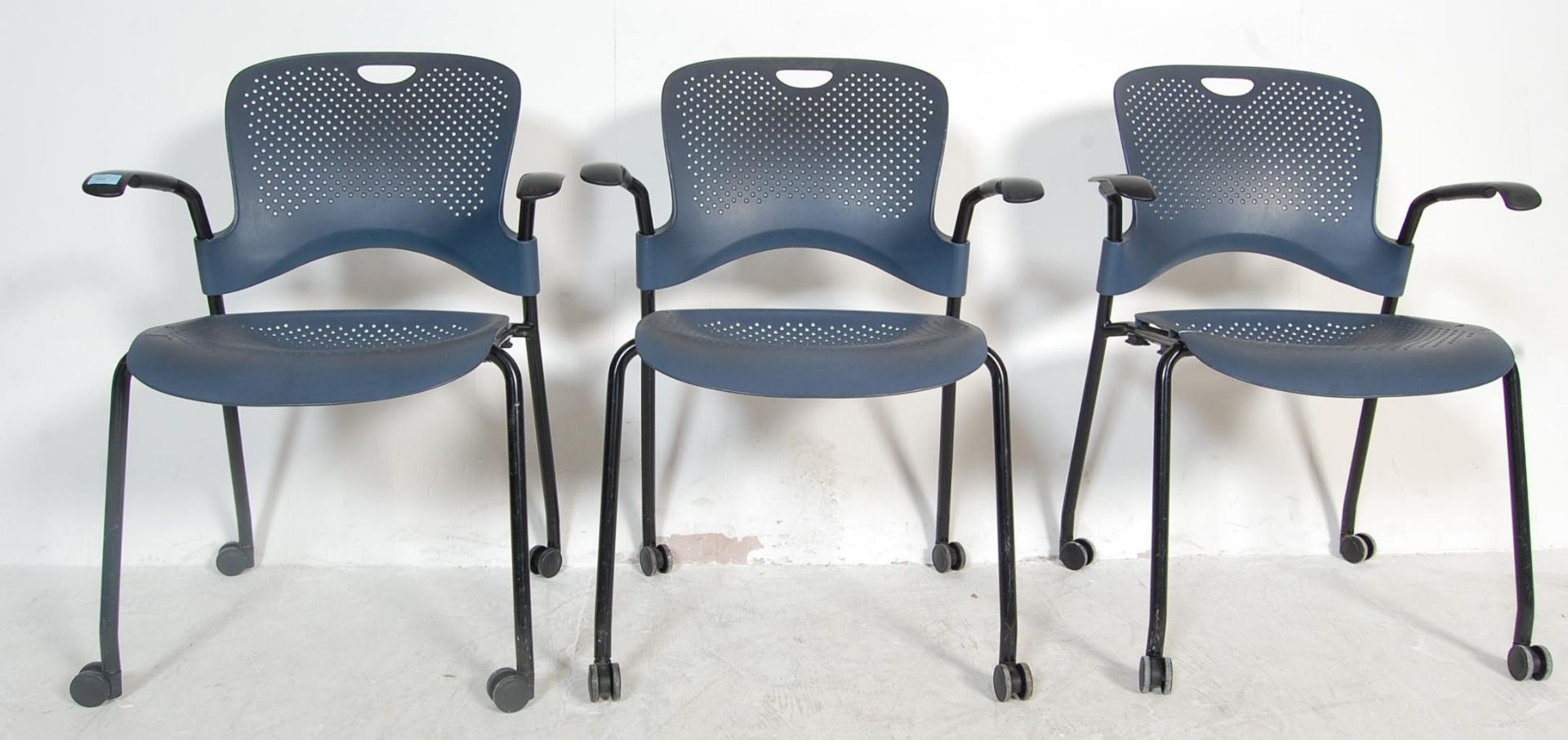 THREE VINTAGE RETRO HERMAN MILLER OFFICE CHAIRS