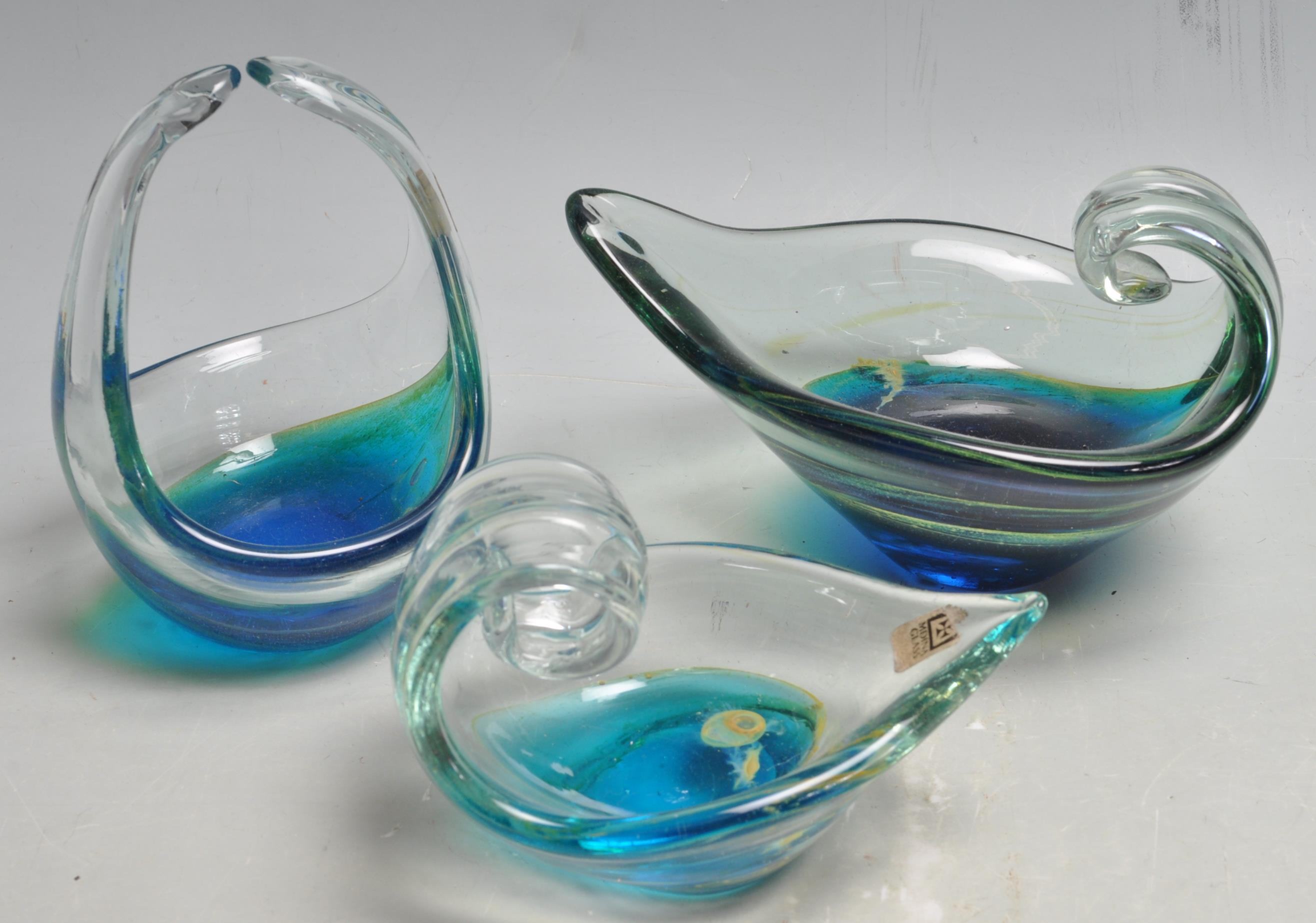 EIGHT PIECES OF CAITHINESS AND MDINA STUDIO ART GLASS - Image 5 of 7