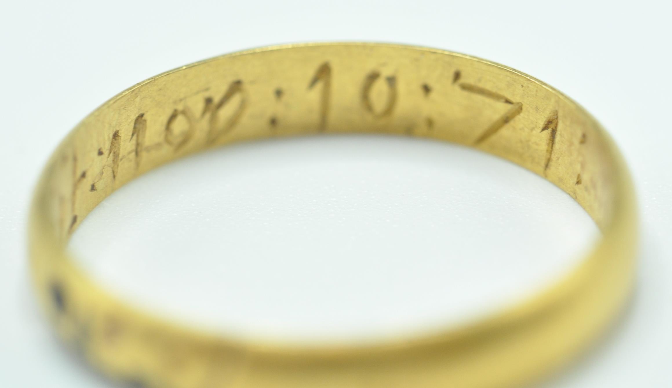 GEORGIAN GOLD MOMENTRO MORI MOURNING RING WITH SKULL - Image 8 of 9