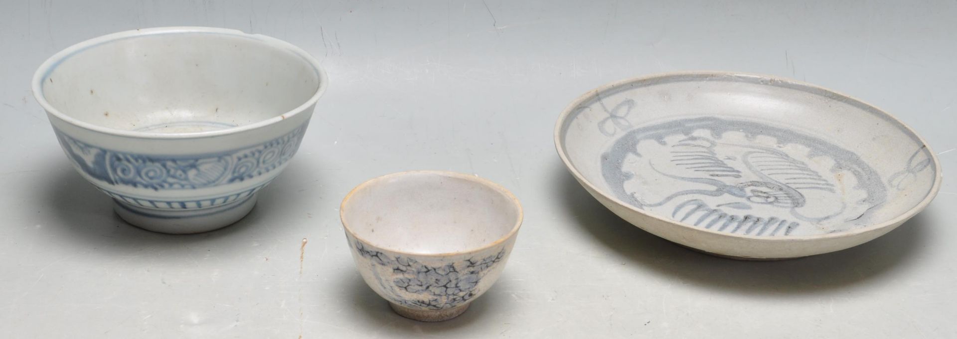 GROUP OF THREE ANTIQUE QING PERIOD NAGEL AUCTIONS TEK SING TREASURE CERAMIC WARE