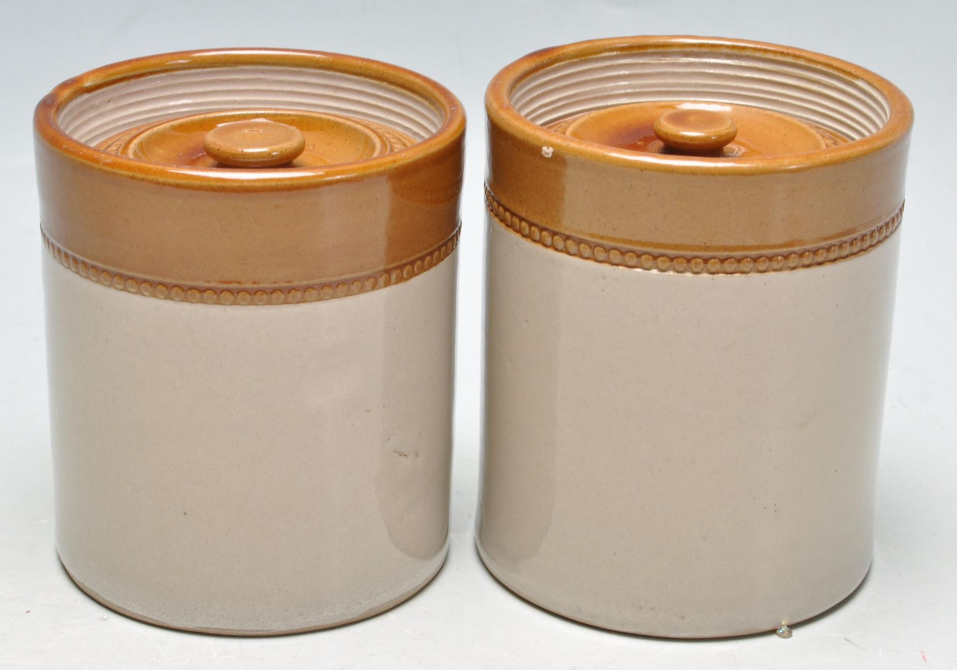 TWO ANTIQUE EARLY 20TH CENTURY STONEWARE JARS FROM HARRODS - Bild 5 aus 8