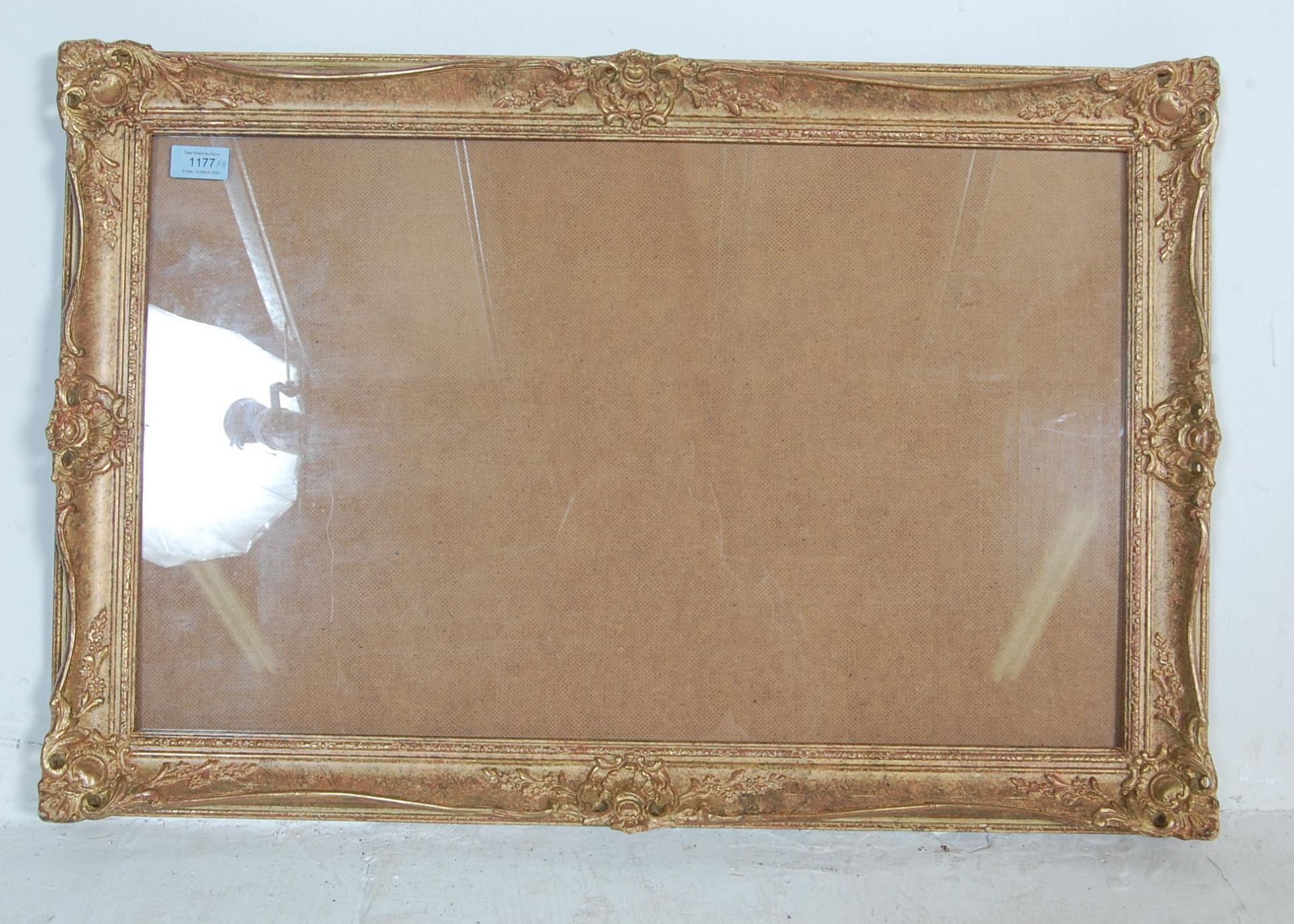 FOUR BAROQUE STYLE GILDED PICTURE FRAMES - Bild 14 aus 25