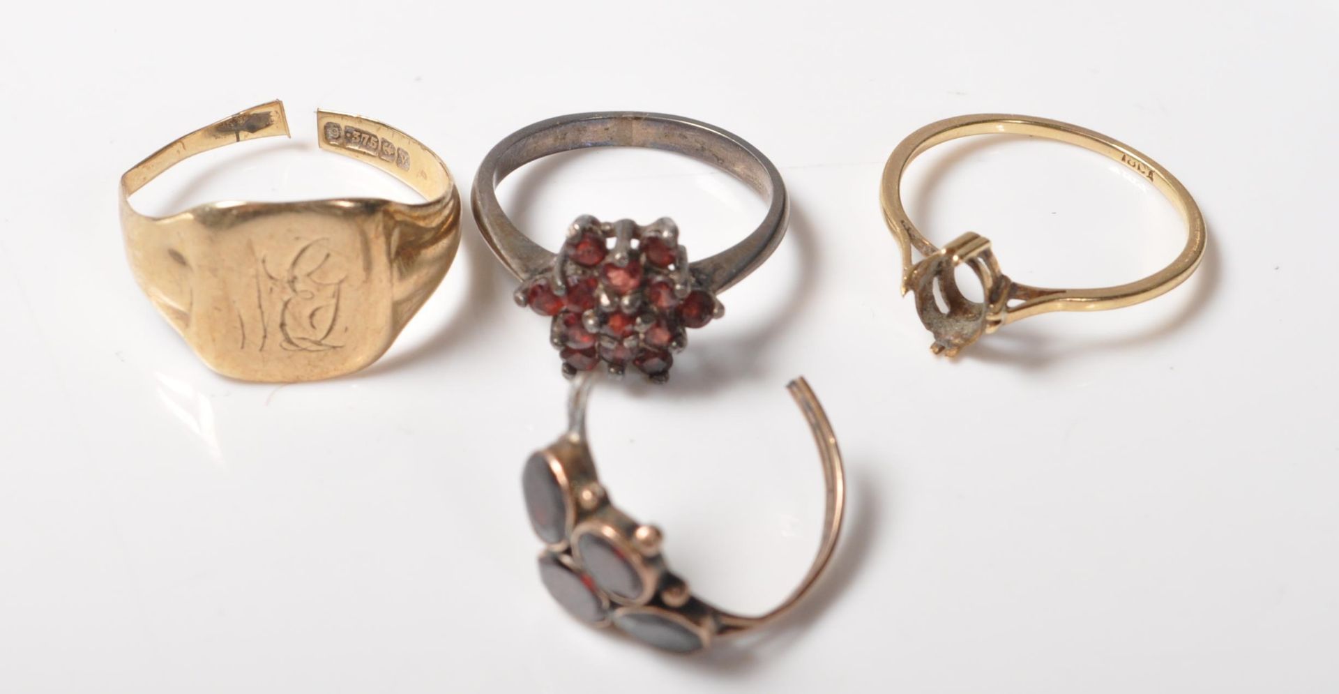 GROUP OF 20TH CENTURY RINGS FOR RESTORATION