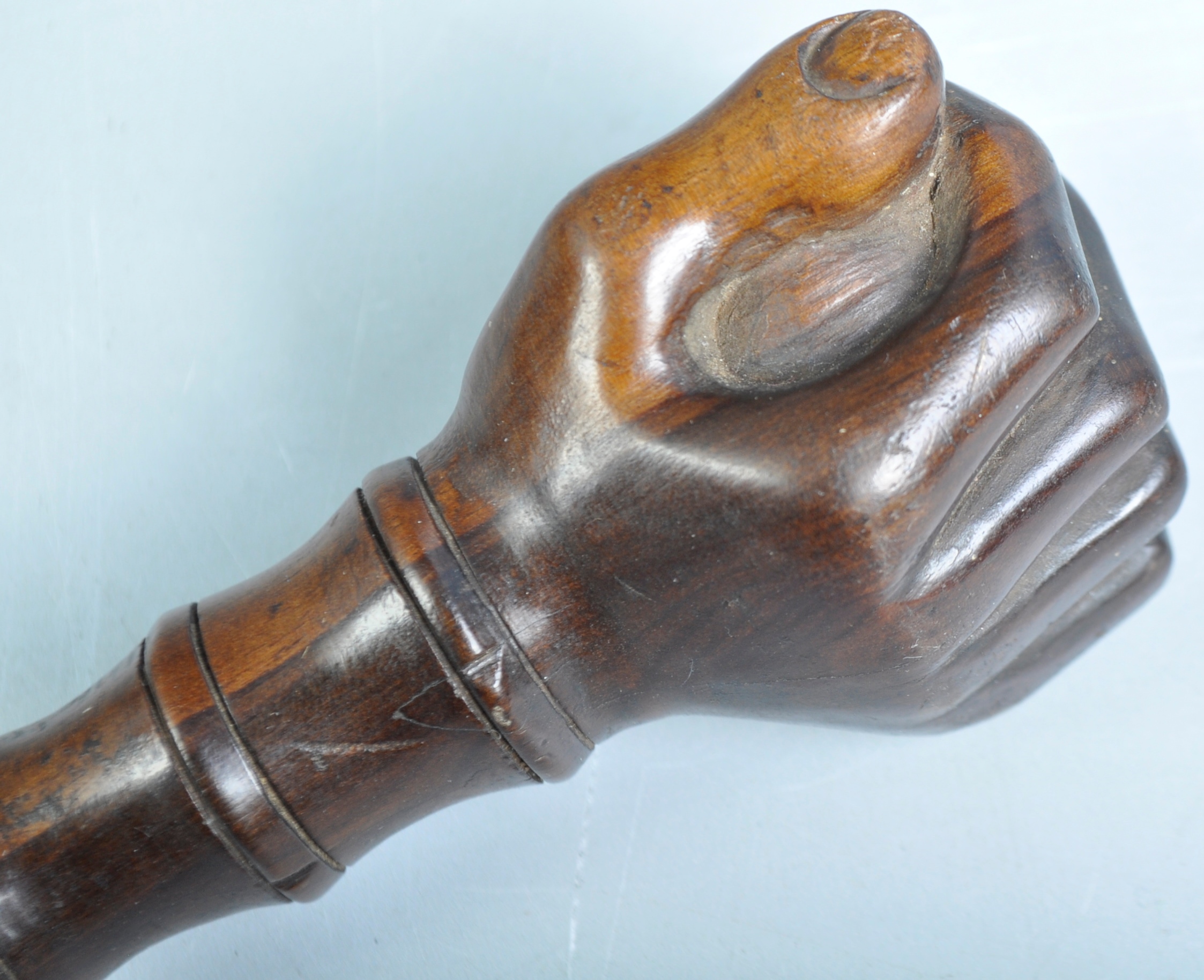 VICTORIAN AESTHETIC MOVEMENT LABURNUM WALKING STICK CANE - Image 4 of 4