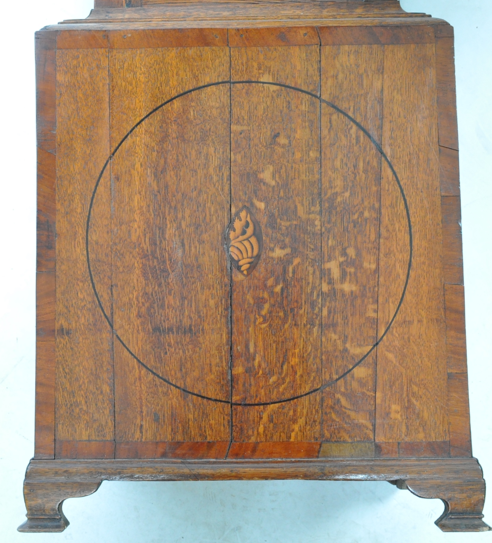 EARLY 19TH CENTURY OAK & MAHOGANY LONGCASE CLOCK - Image 8 of 12