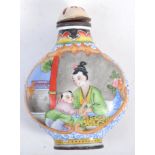 19TH CENTURY CHINESE PORCELAIN QIANLONG MARK SNUFF BOTTLE