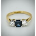 18ct Gold Platinum Sapphire & Diamond Ring