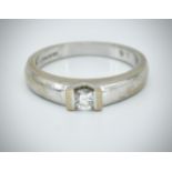 18ct White Gold & Diamond Single Stone Ring