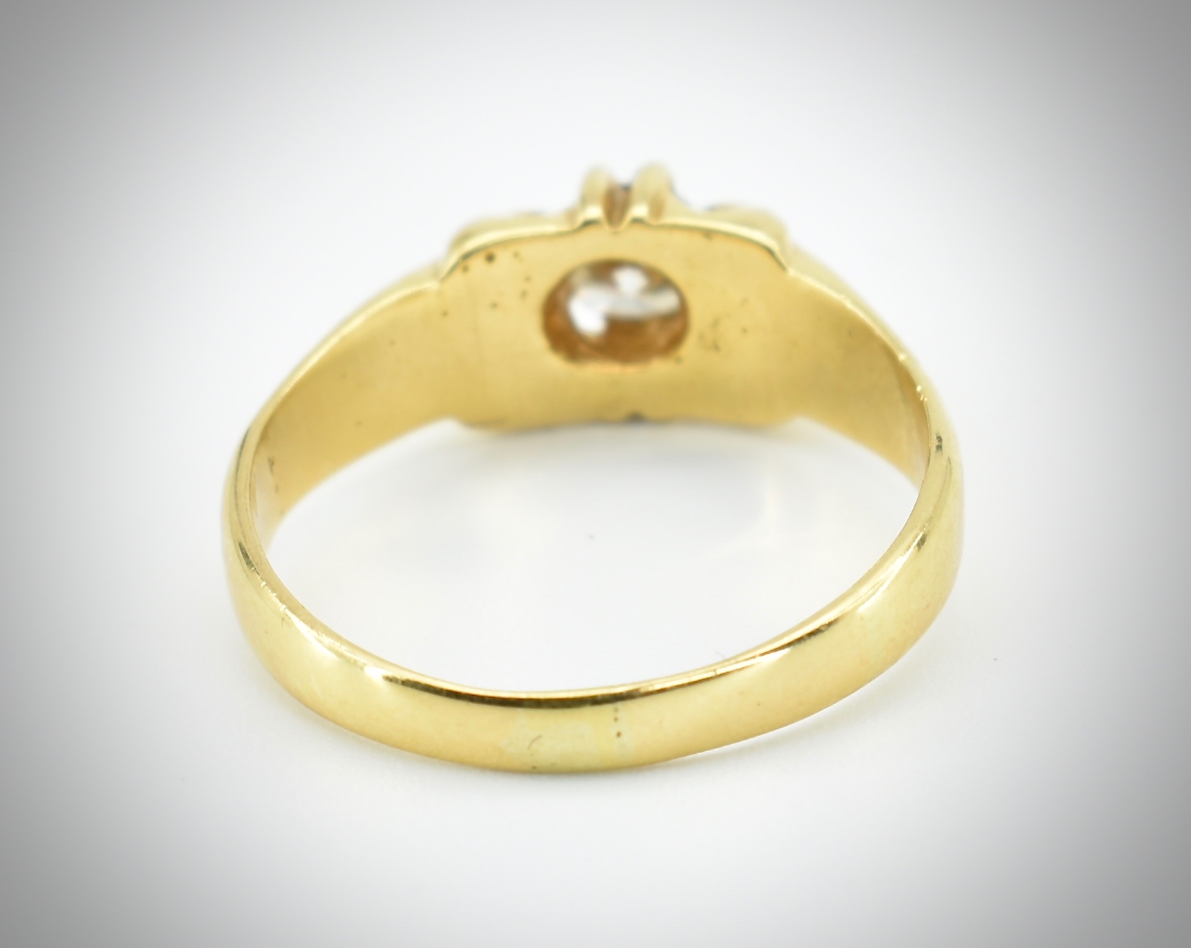 18ct Gold & Diamond Ring - Image 6 of 6