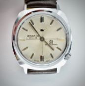 Mid Century Windsor De Luxe Anti Magnetic Gents Wristwatch