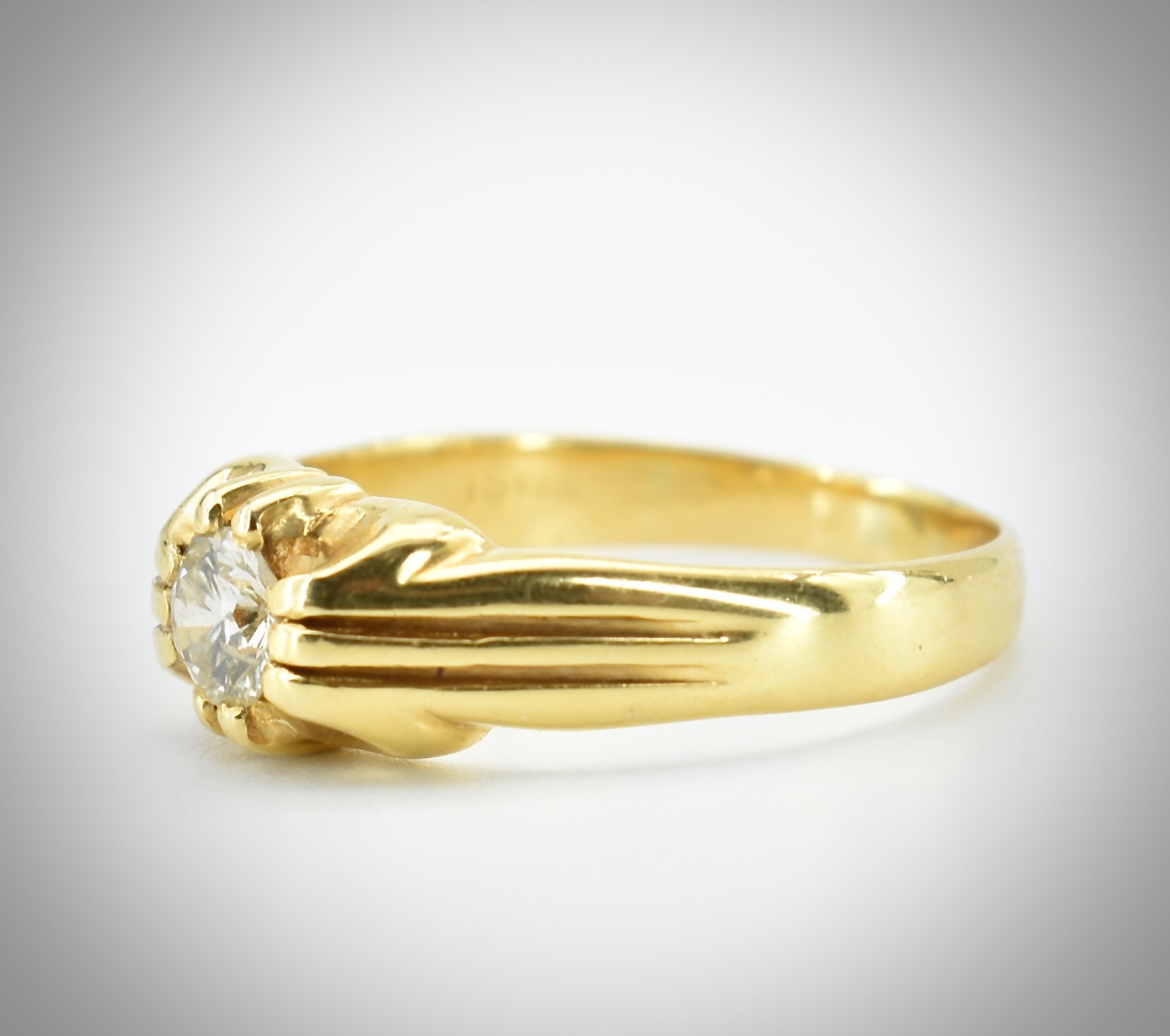 18ct Gold & Diamond Ring - Image 4 of 6