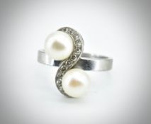 White Gold Pearl & Diamond Ring