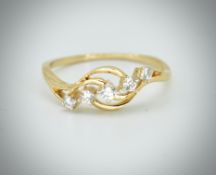 18ct Yellow Gold & Diamond 5 Stone Ring