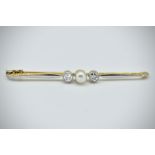 An 18ct Gold Pearl & Diamond Bar Brooch