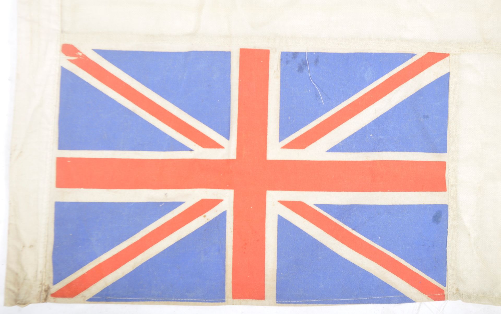 RARE ORIGINAL WWII SECOND WORLD WAR VE DAY CELEBRATION FLAG - Bild 2 aus 5