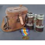 WWI FIRST WORLD WAR MEDAL & SOLDIER'S BINOCULARS