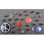 COLLECTION OF VINTAGE 190S ANTI-VIETNAM WAR BADGES