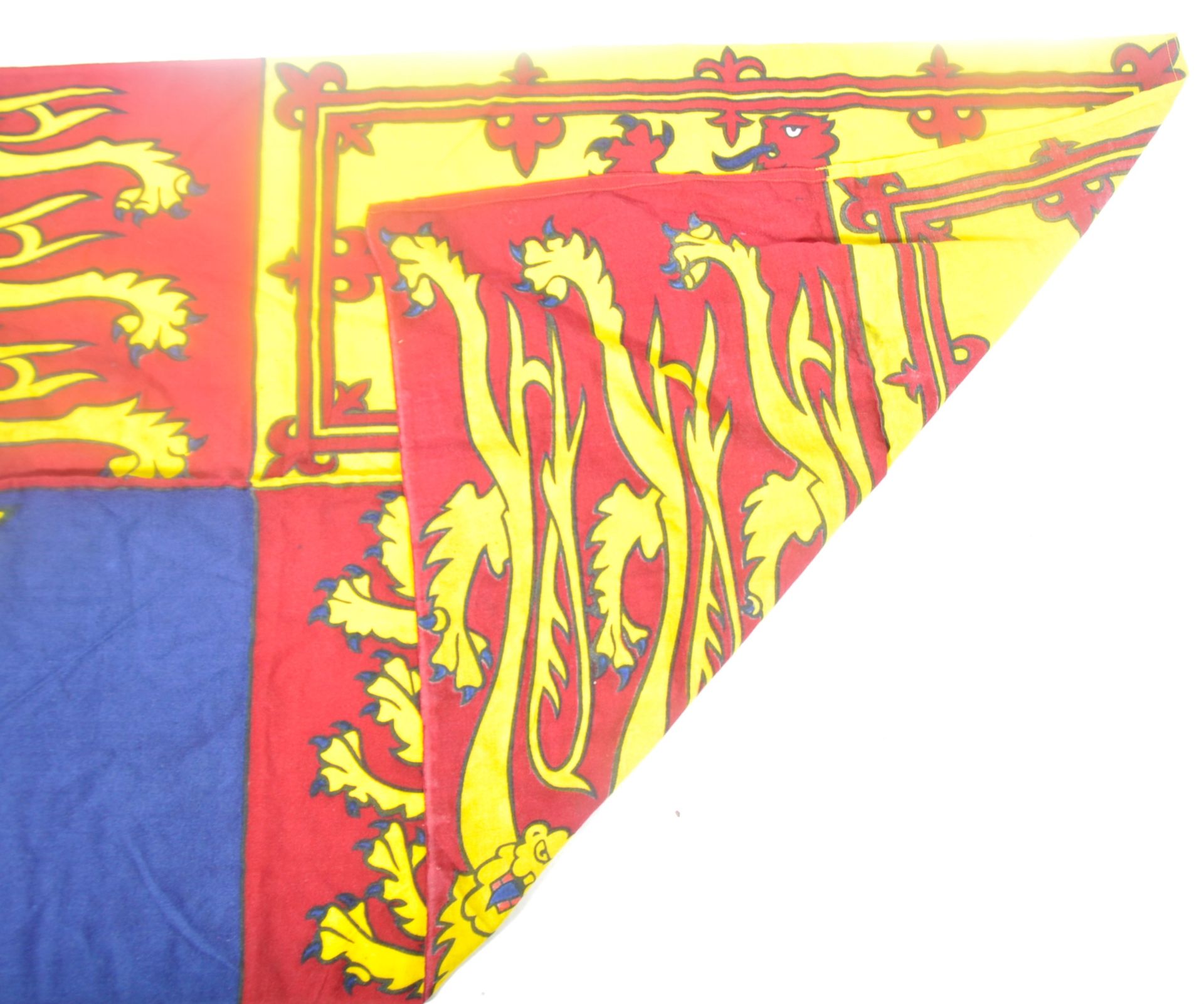 LARGE ORIGINAL VINTAGE BRITISH ROYAL STANDARD FLAG - Bild 4 aus 5