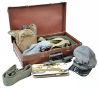 COLLECTION OF ASSORTED MILITARY ITEMS - WW2 INTEREST