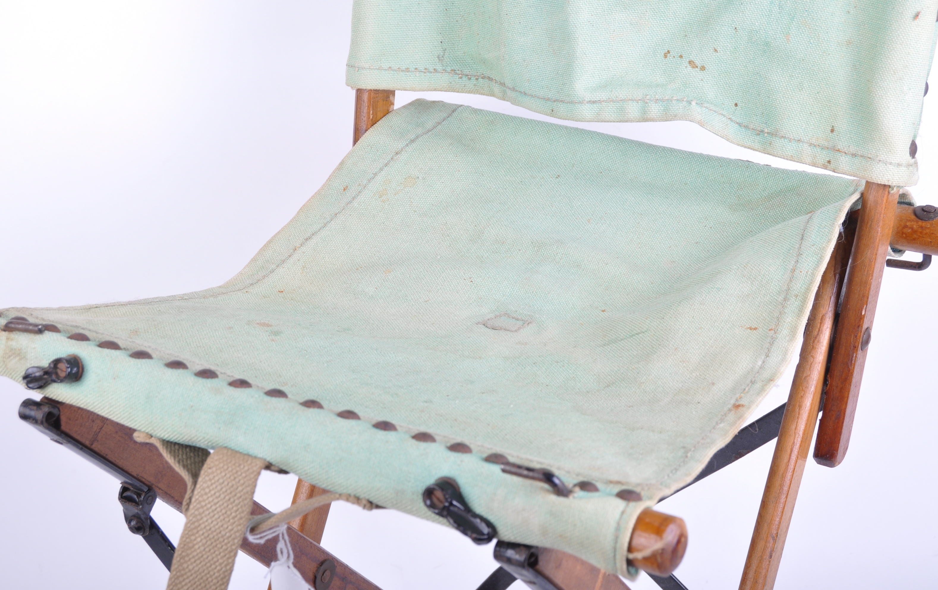WWII SECOND WORLD WAR BRITISH ARMY FOLDING CAMPAIGN CHAIR - Image 3 of 7