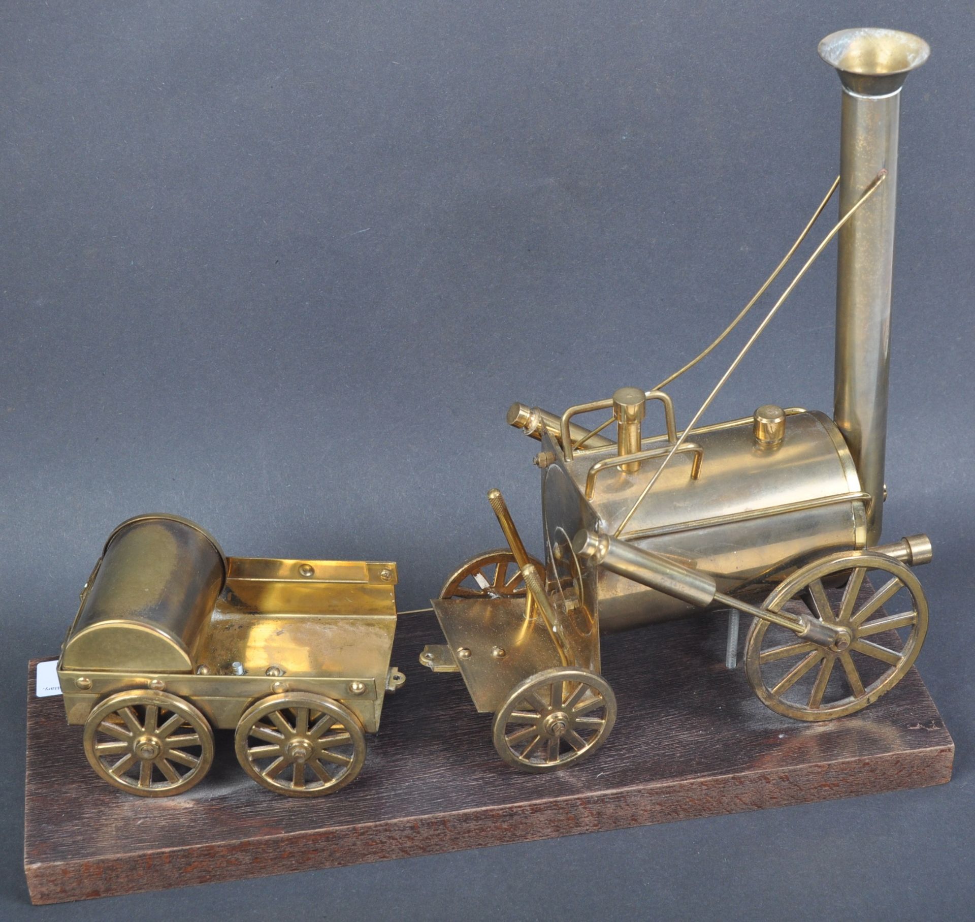 STEPHENSON'S ROCKET - RAILWAY INTEREST 20TH CENTURY BRASS MODEL - Bild 6 aus 8