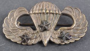 UNITED STATES ARMED FORCES ' JUMP WINGS ' PARACHUTIST BADGE