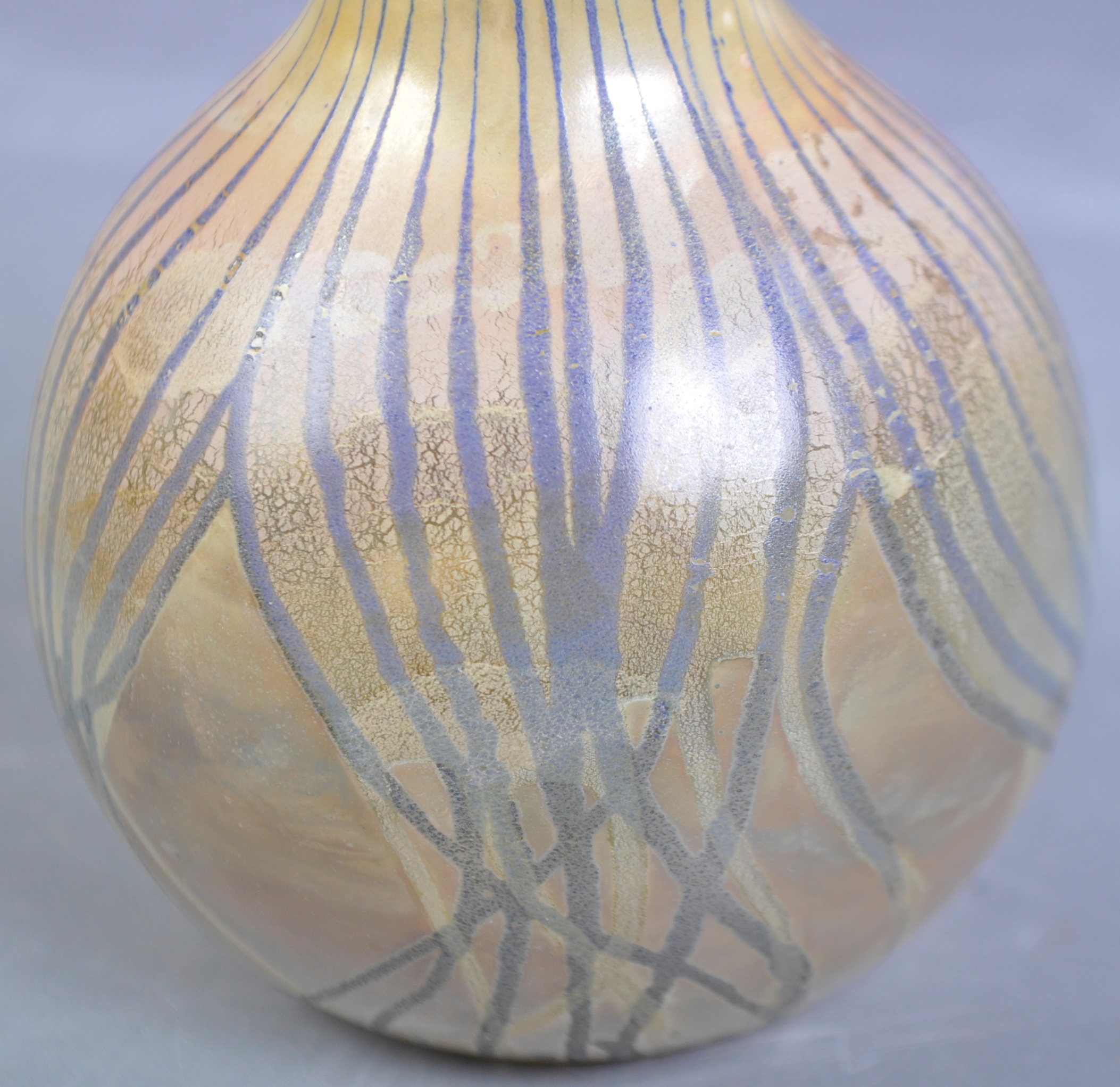 20TH CENTURY STUDIO ART GLASS SCENT BOTTLE - Image 3 of 6