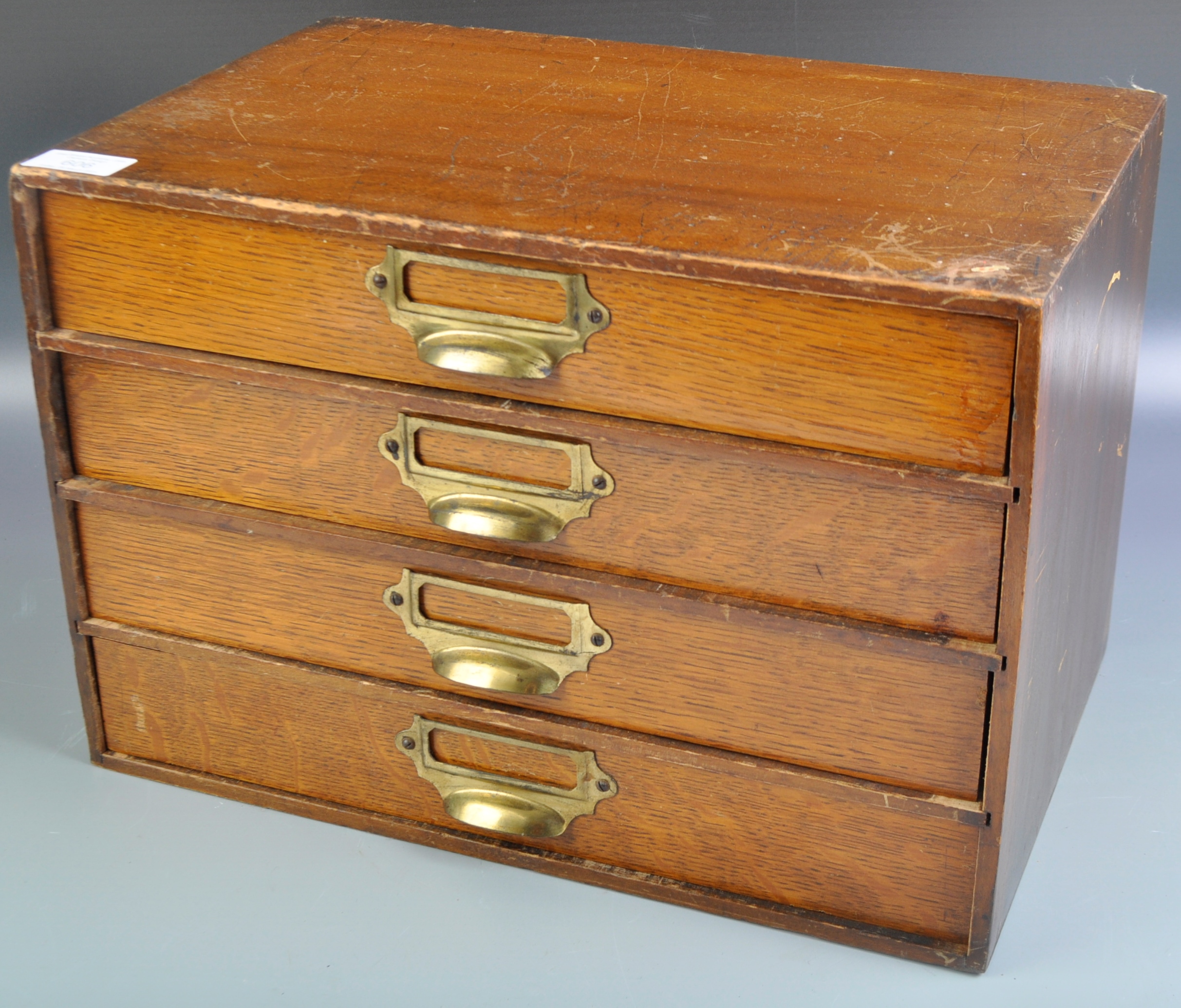 EARLY 20TH CENTURY OAK DESKTOP FILLING CABINET / CHEST OF DRAWERS - Image 2 of 8