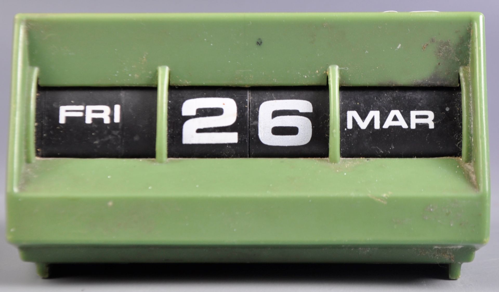 ORIGINAL RETRO VINTAGE 1950'S GREEN PLASTIC PERPETUAL CALENDAR