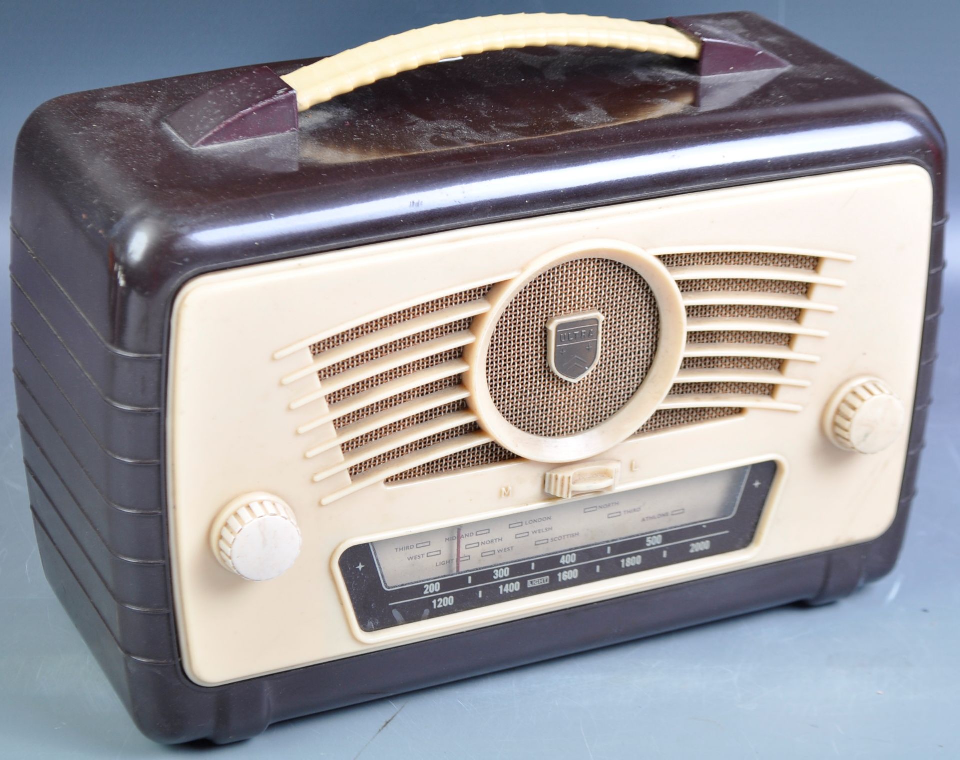 ULTRA - MID CENTURY BAKELITE CASED PORTABLE RADIO