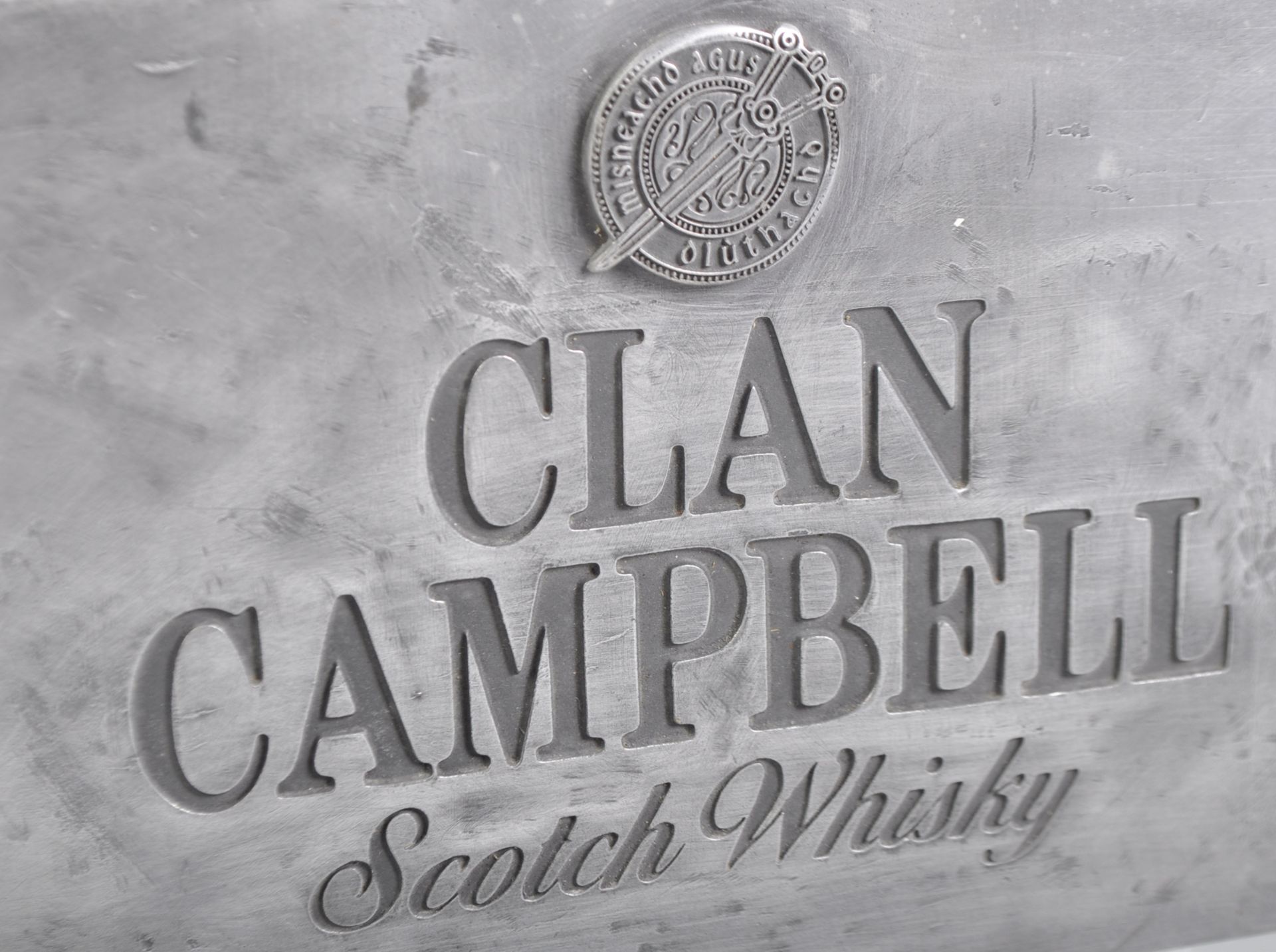 CLAN CAMPBELL CAST RESIN SHOP DISPLAY STAND PLINTH - Image 2 of 7