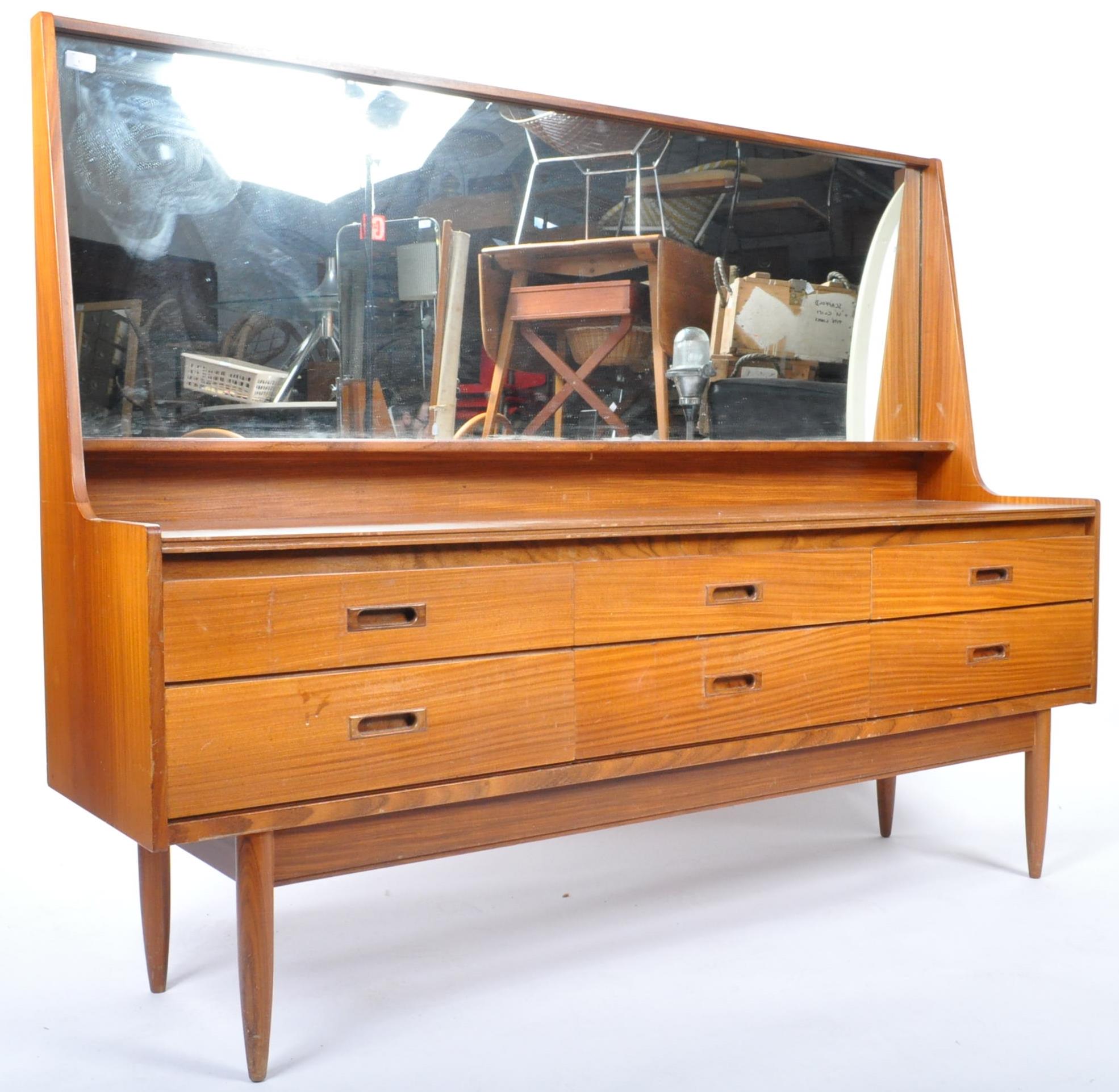 UNUSUAL RETRO TEAK WOOD MIRROR BACK SIDEBOARD