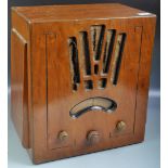 PORTADYNE VINTAGE ART DECO WALNUT CASED RADIO