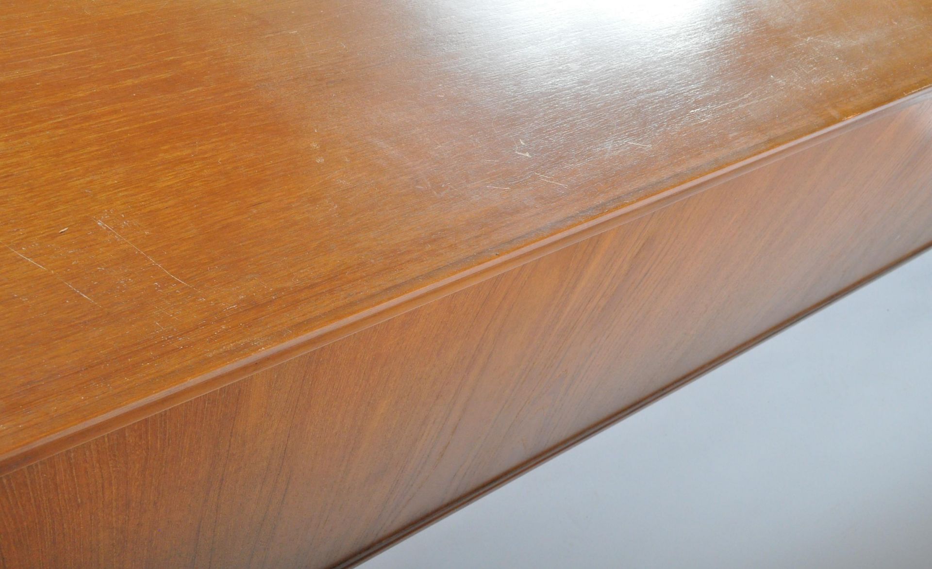 RETRO 1960'S DANISH TEAK WOOD SIDEBOARD CREDENZA - Image 8 of 8