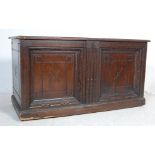 19TH CENTURY VICTORIAN ENGLISH OAK COFFER