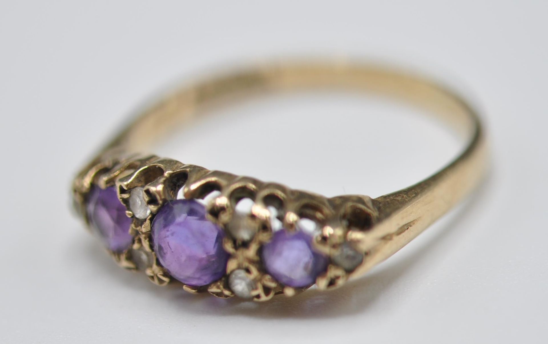 1920'S 9CT GOLD PURPLE AND WHITE STONE RING - Image 6 of 6